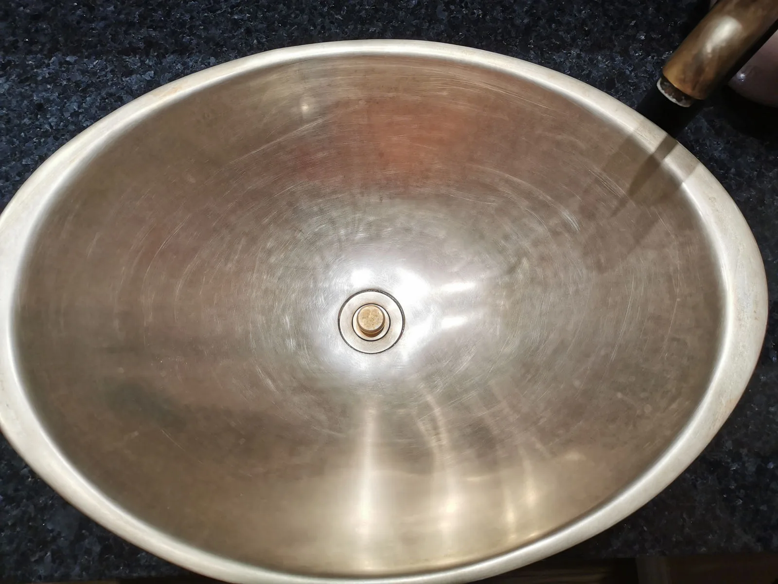Clean sink